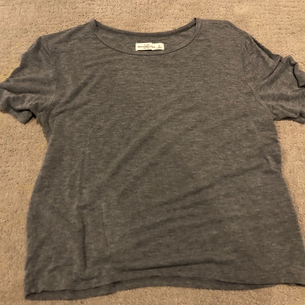 Abercrombie and Fitch Grey t-shirt
